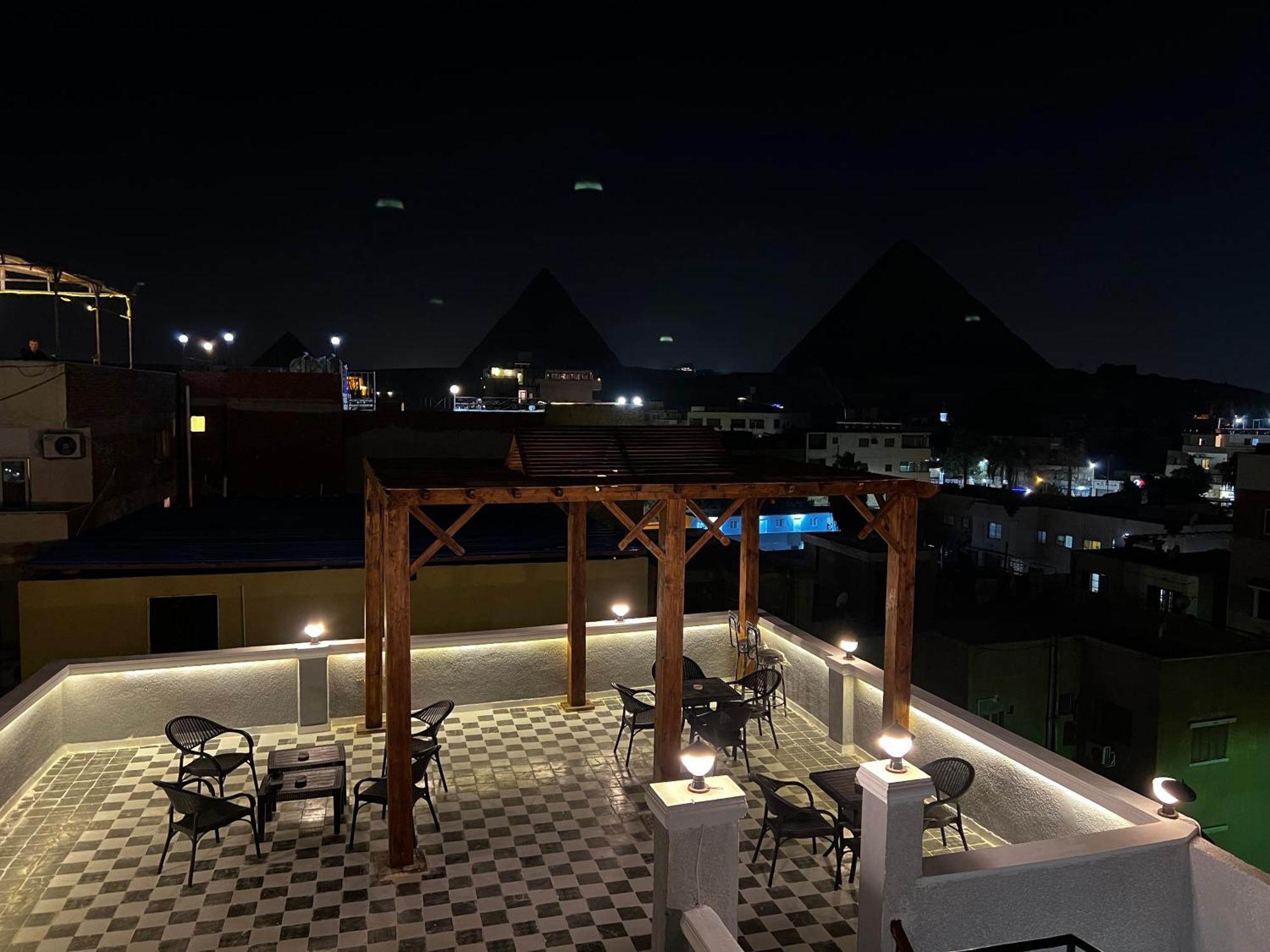 Pyramids Gate Hotel Kafret el-Gabal Esterno foto