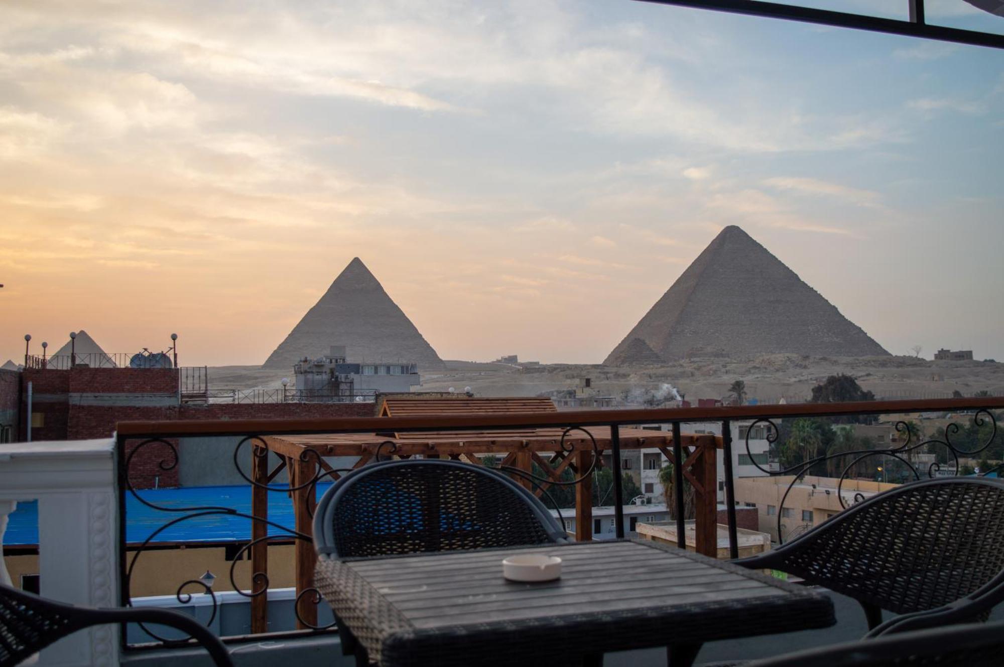 Pyramids Gate Hotel Kafret el-Gabal Esterno foto