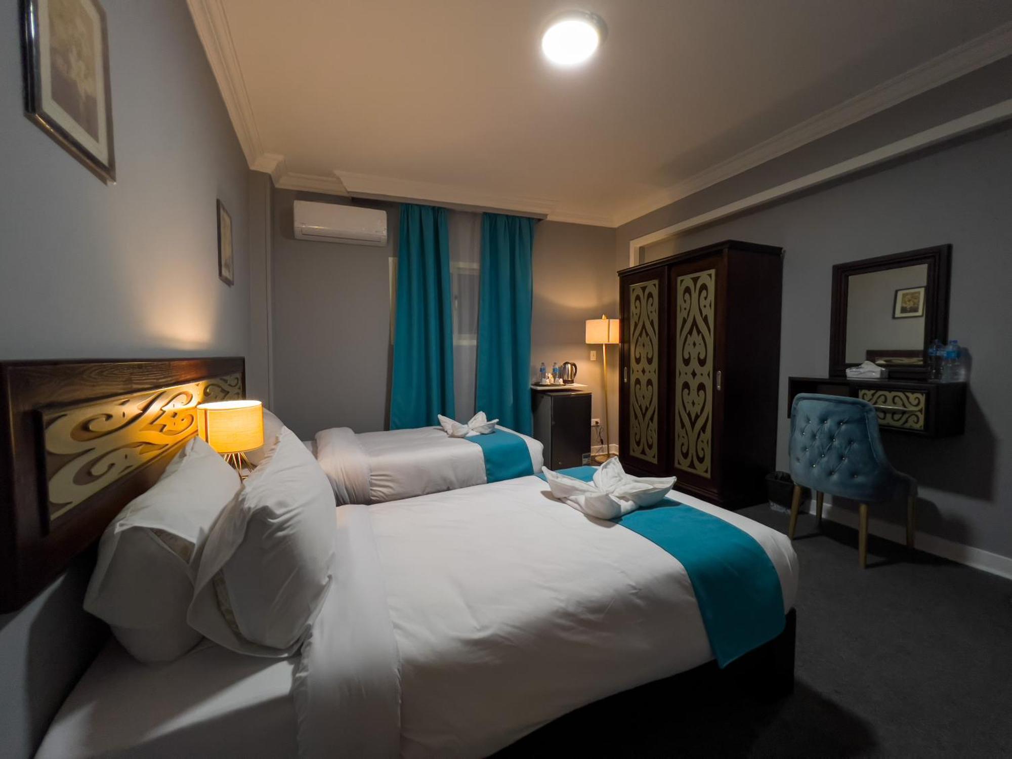 Pyramids Gate Hotel Kafret el-Gabal Esterno foto