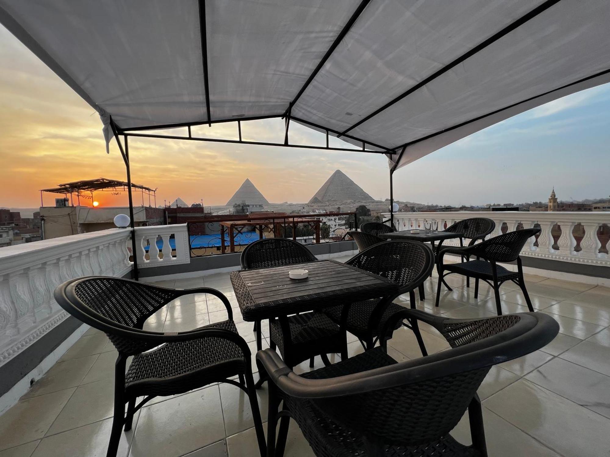 Pyramids Gate Hotel Kafret el-Gabal Esterno foto