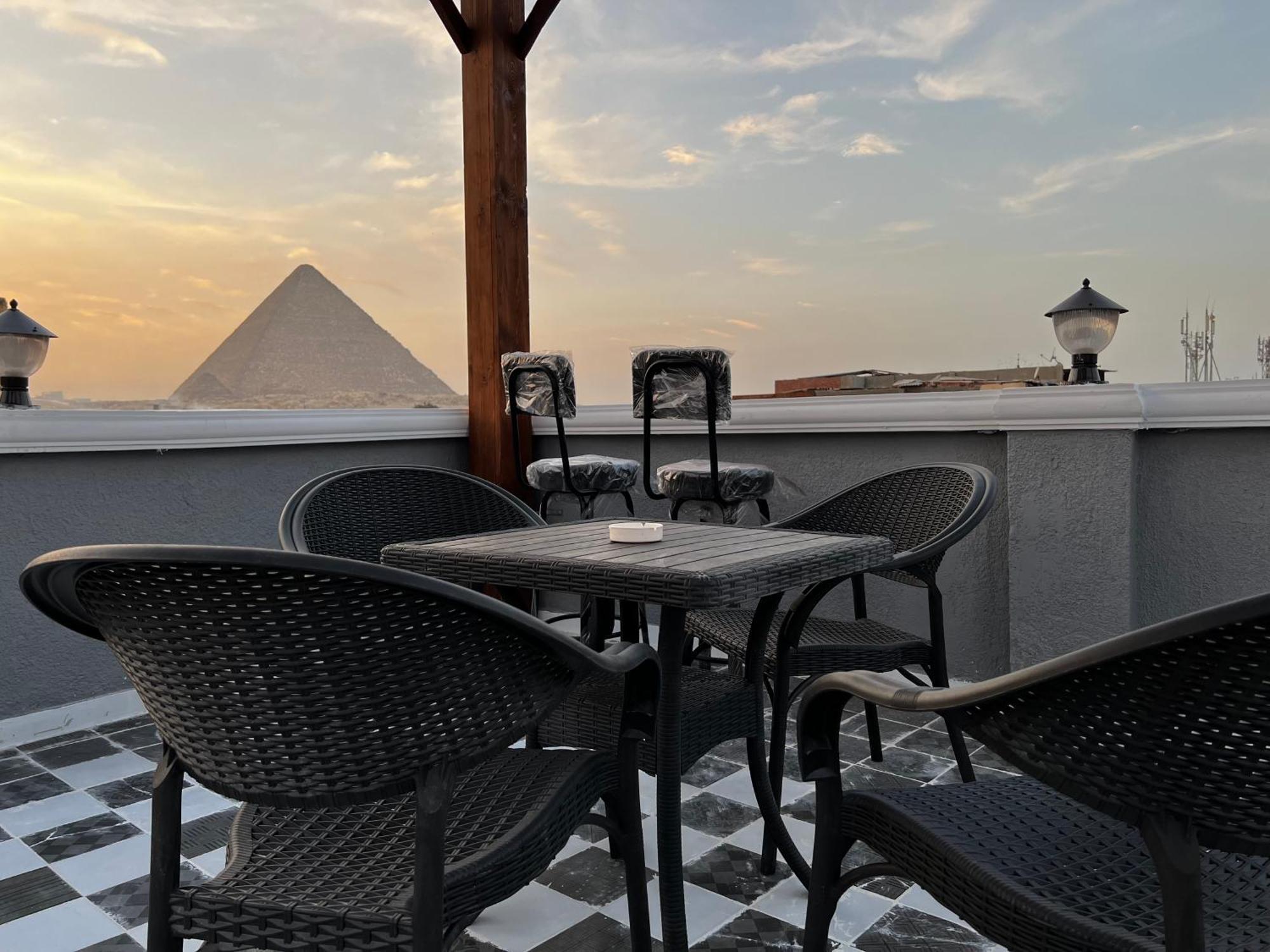 Pyramids Gate Hotel Kafret el-Gabal Esterno foto