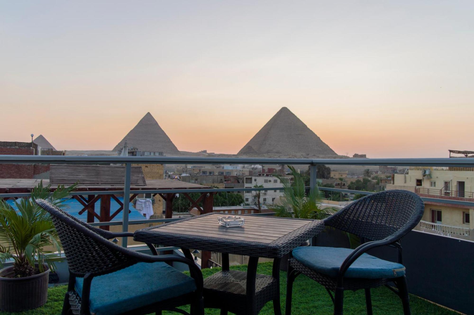 Pyramids Gate Hotel Kafret el-Gabal Esterno foto