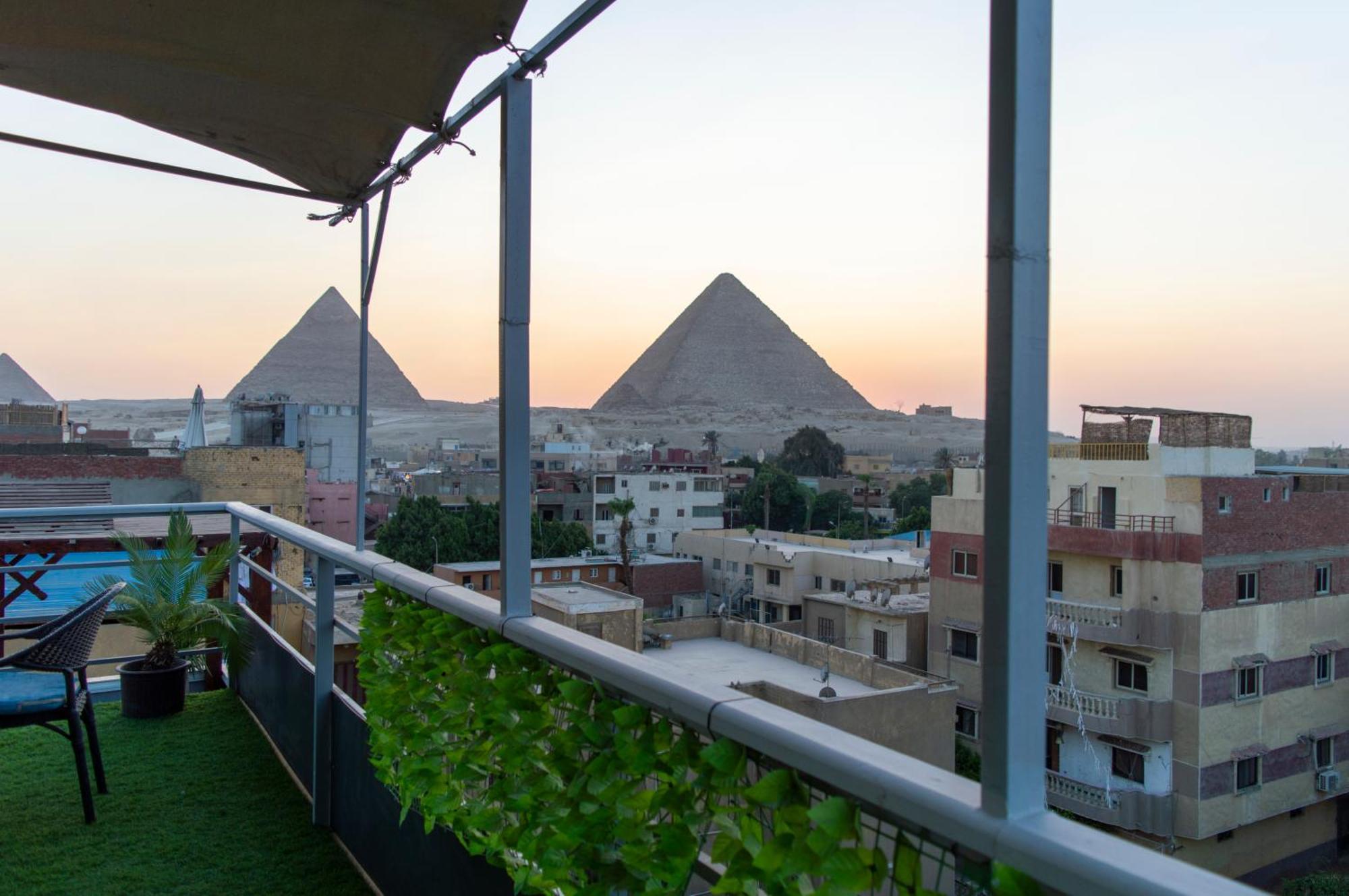 Pyramids Gate Hotel Kafret el-Gabal Esterno foto